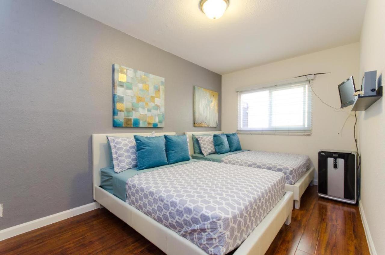 Snug Studio Apartment In The Heart Of Hollywood ลอสแอนเจลิส ภายนอก รูปภาพ