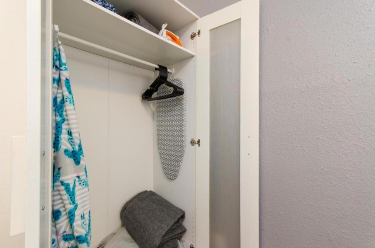 Snug Studio Apartment In The Heart Of Hollywood ลอสแอนเจลิส ภายนอก รูปภาพ